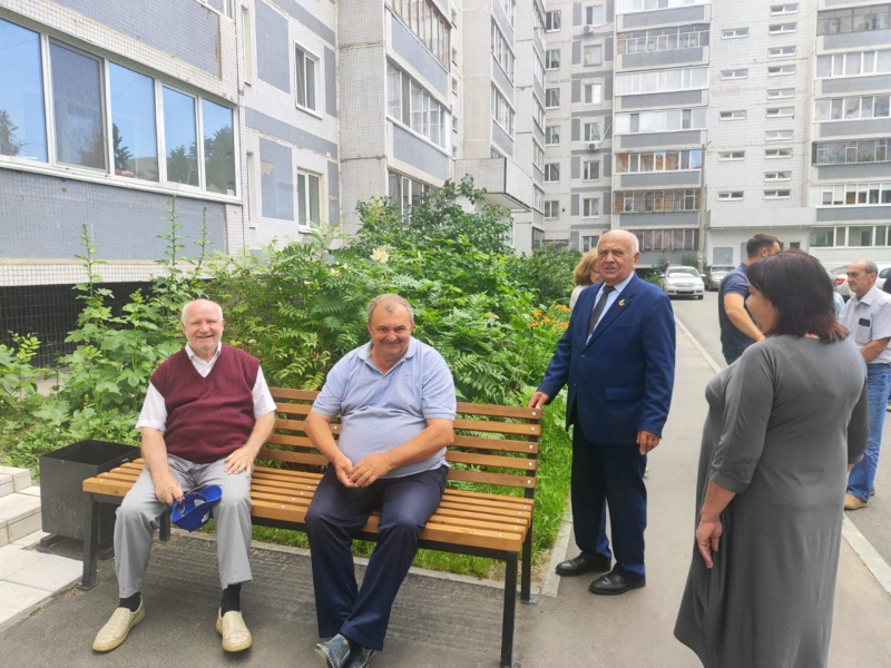 Продолжается комиссионная приемка отремонтированных дворов в рамках программы ФКГС